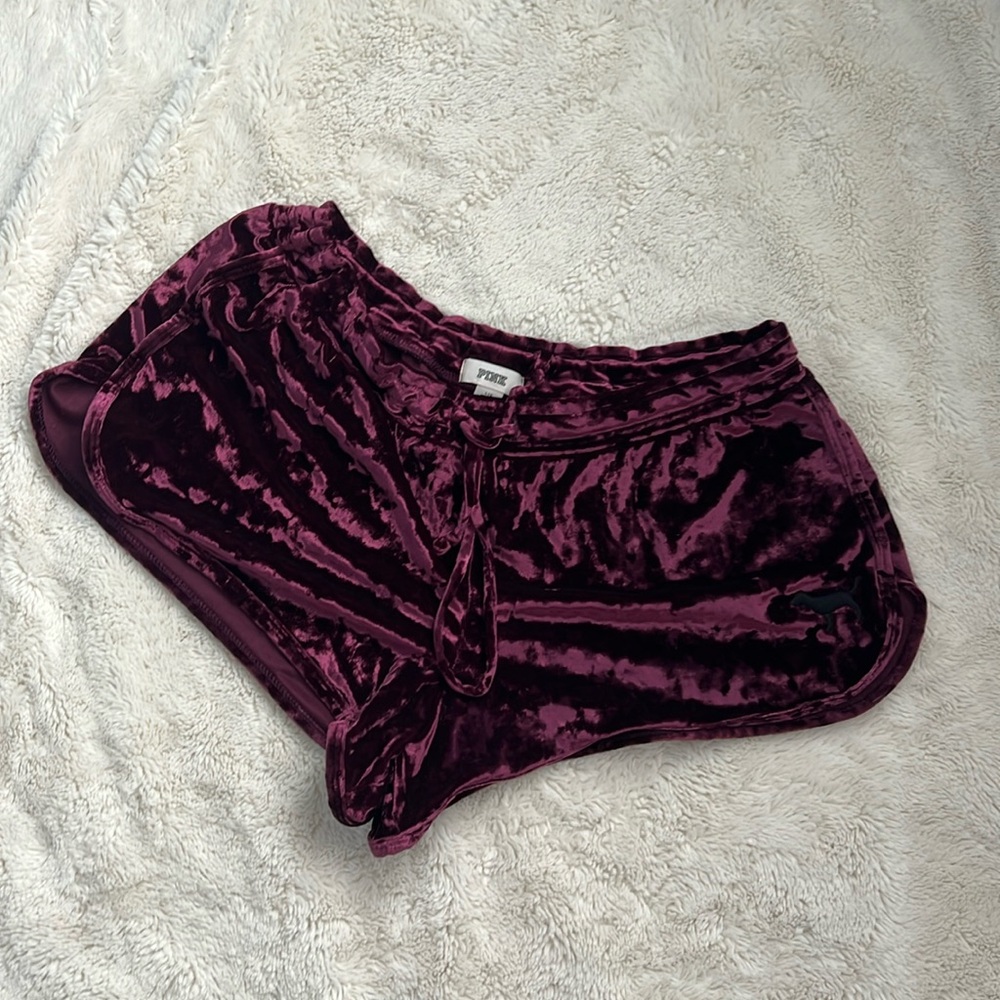 Crushed velvet sleep shorts